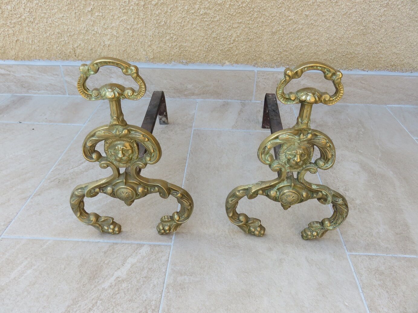 Pair of channels