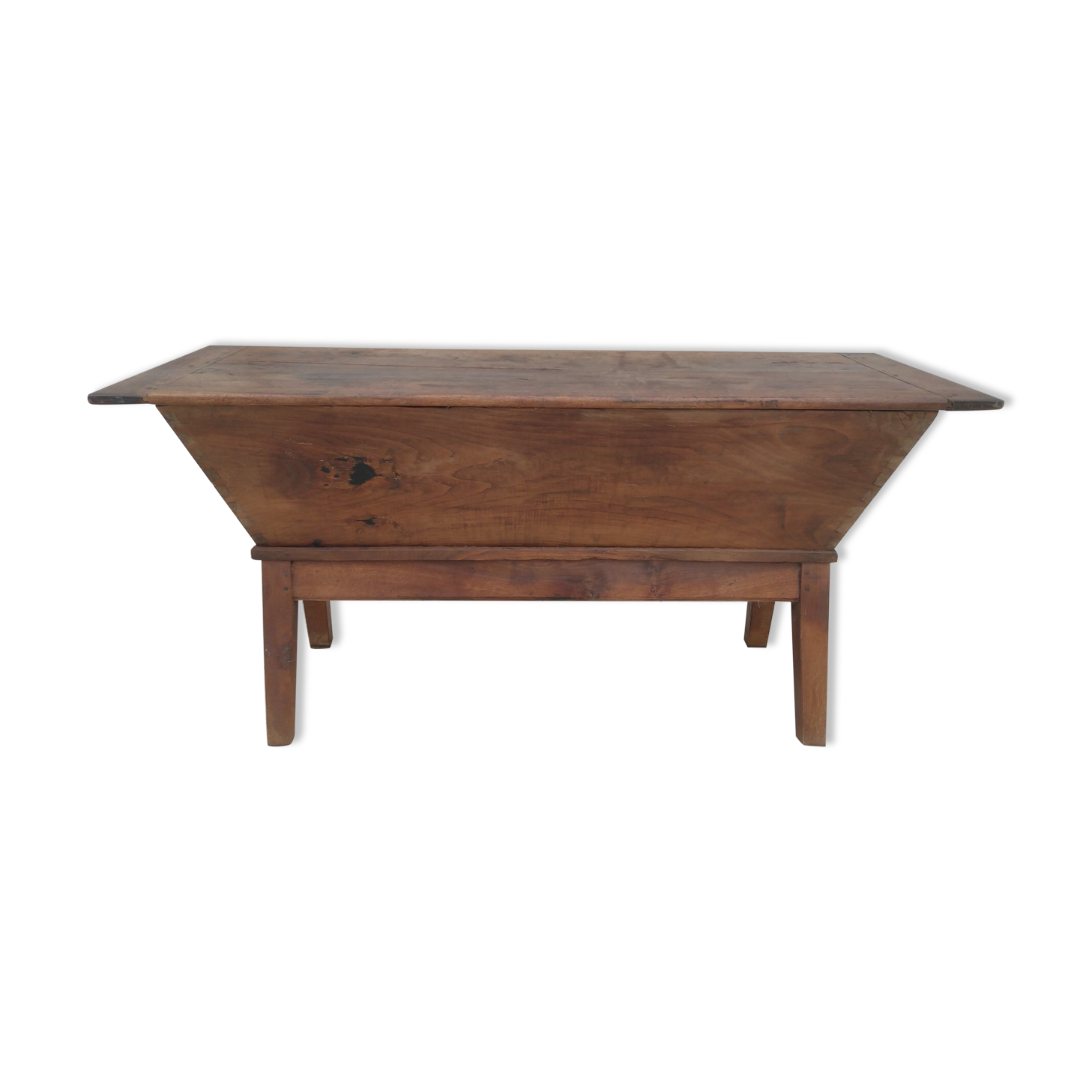 Kneading in walnut and oak 19th