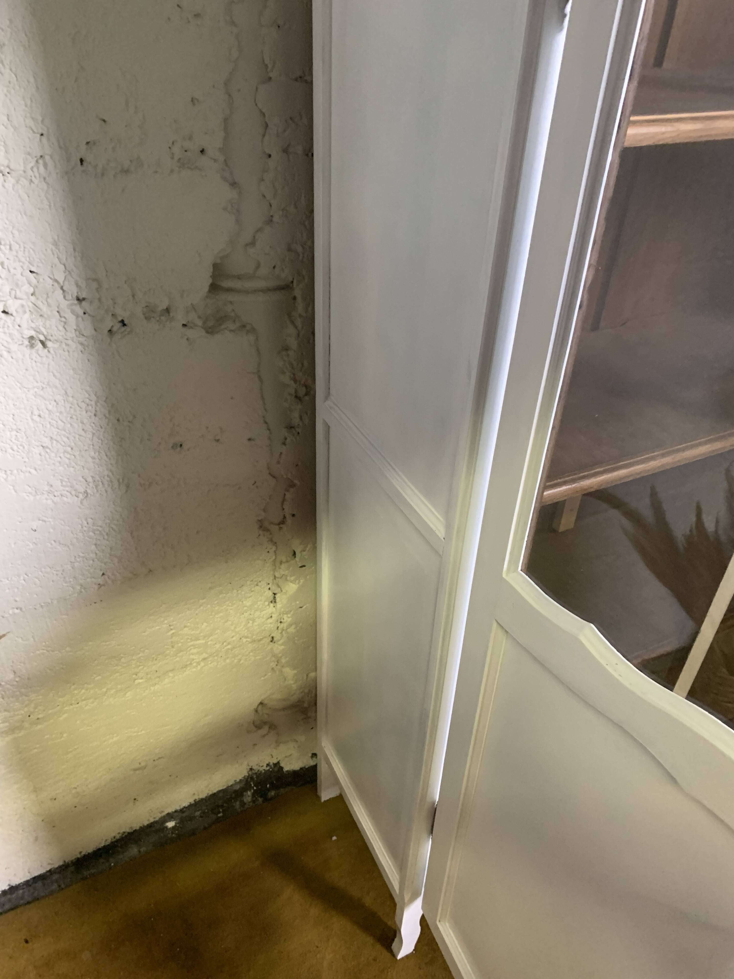 Parisian china cabinet display