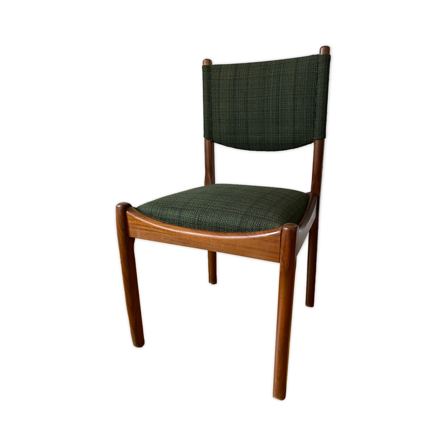 Scandinavian style chair