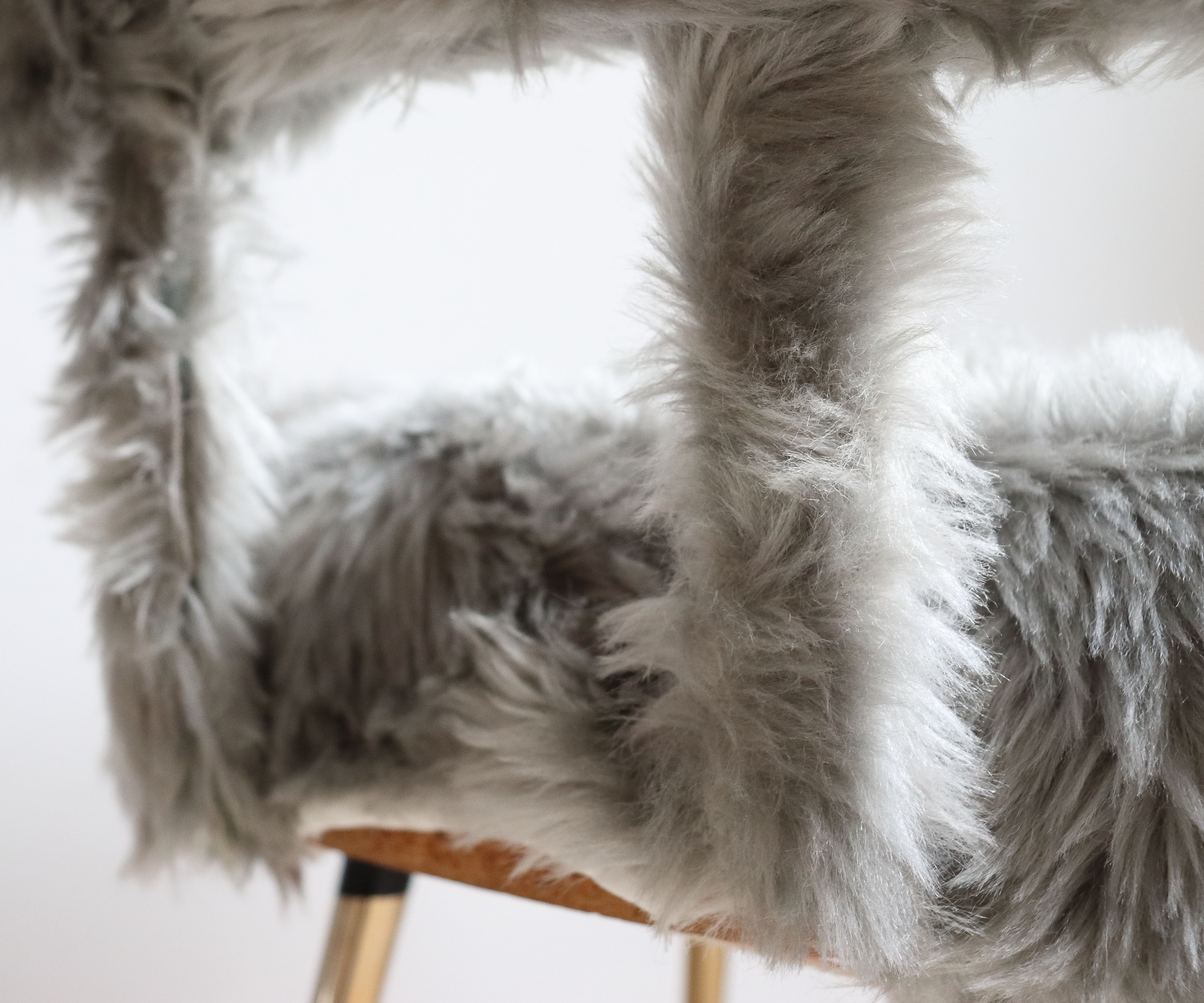 Pelfran mouldy chair in faux grey fur