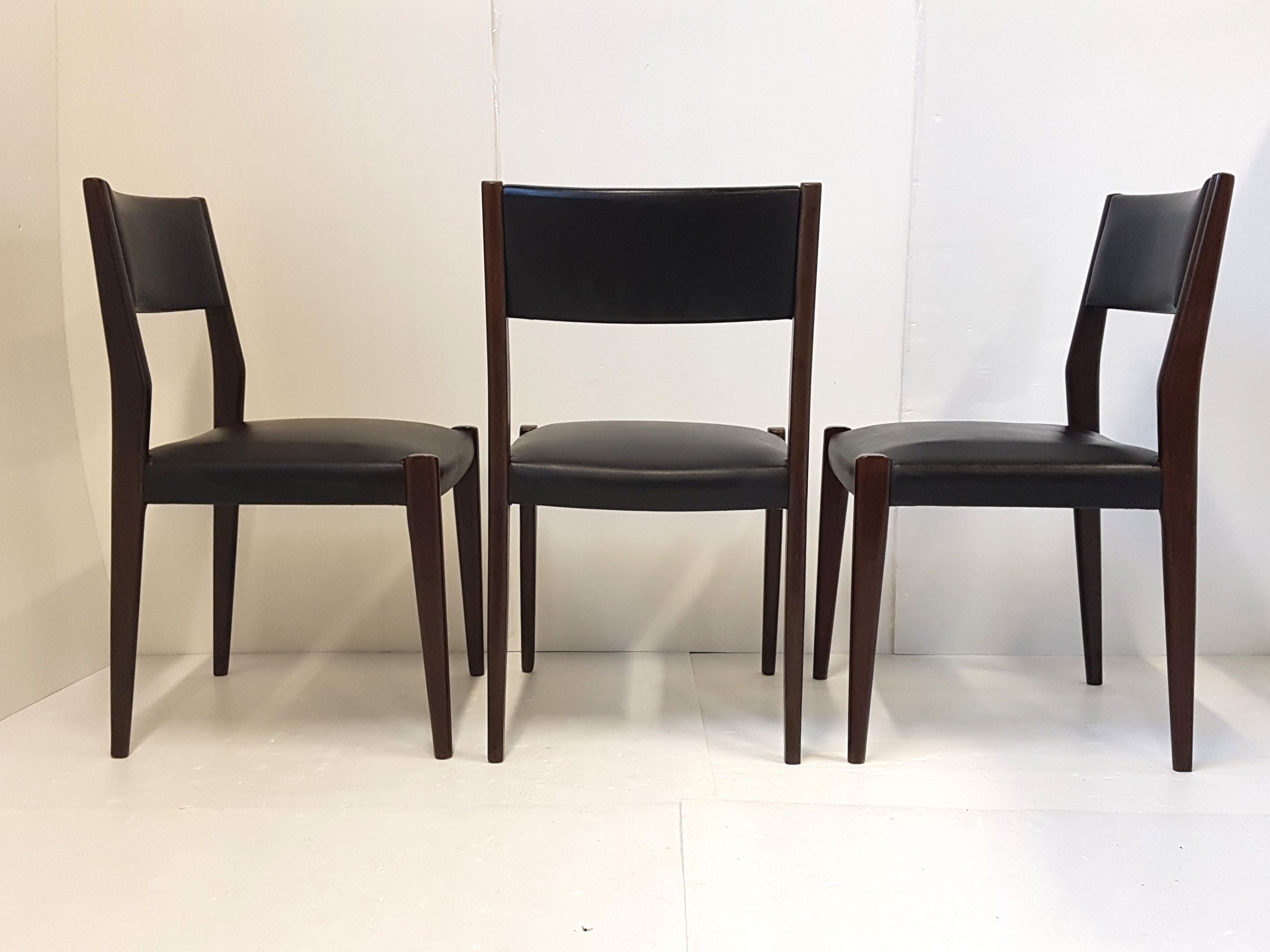 Suite of 6 Scandinavian chairs 1960