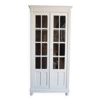 Armoire vitrée