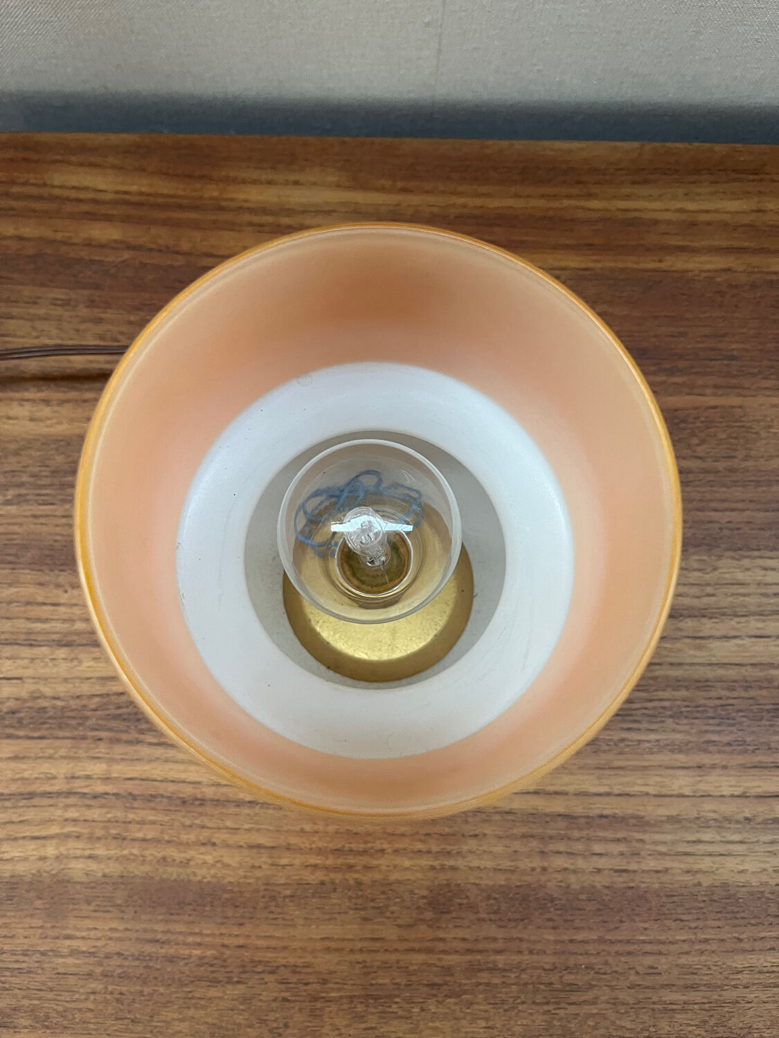 Lampe vintage en opaline
