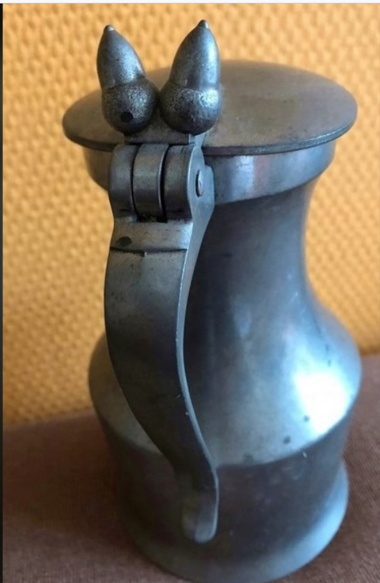 Pichet les étains du manoir paris