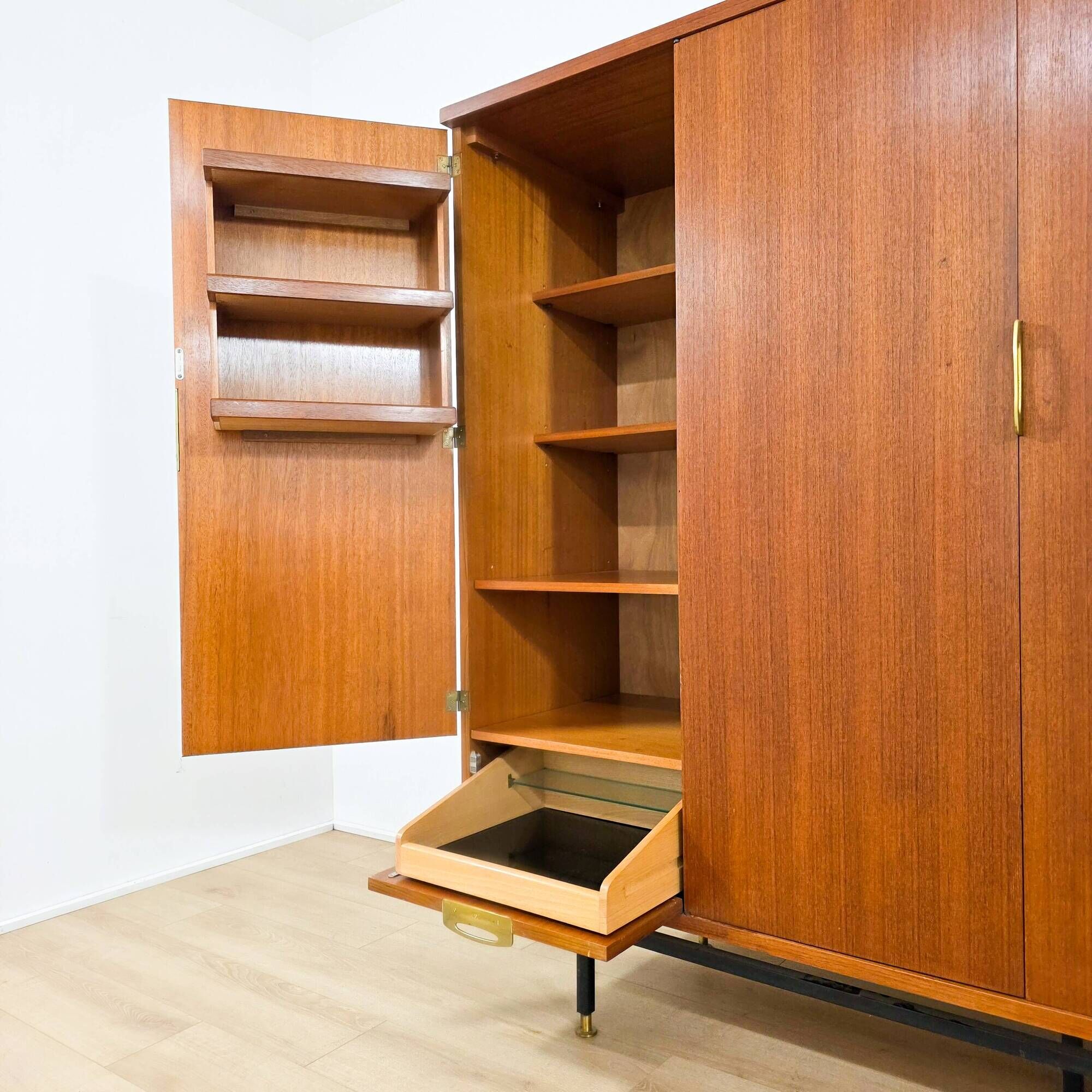 Dressing wardrobe Joseph-André Motte — French design from the 1950s