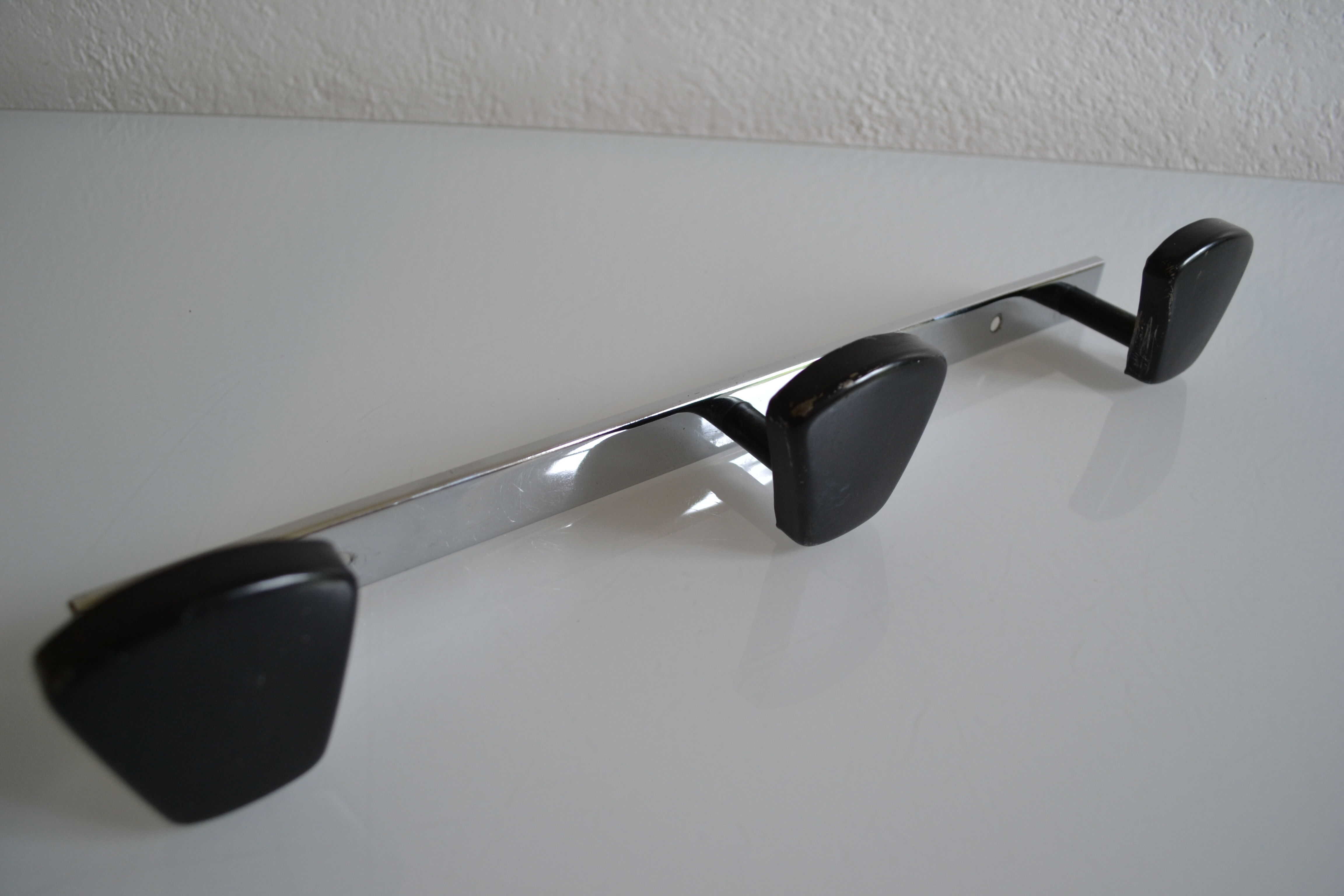 Wall coat rack with 3 hooks vintage 60's