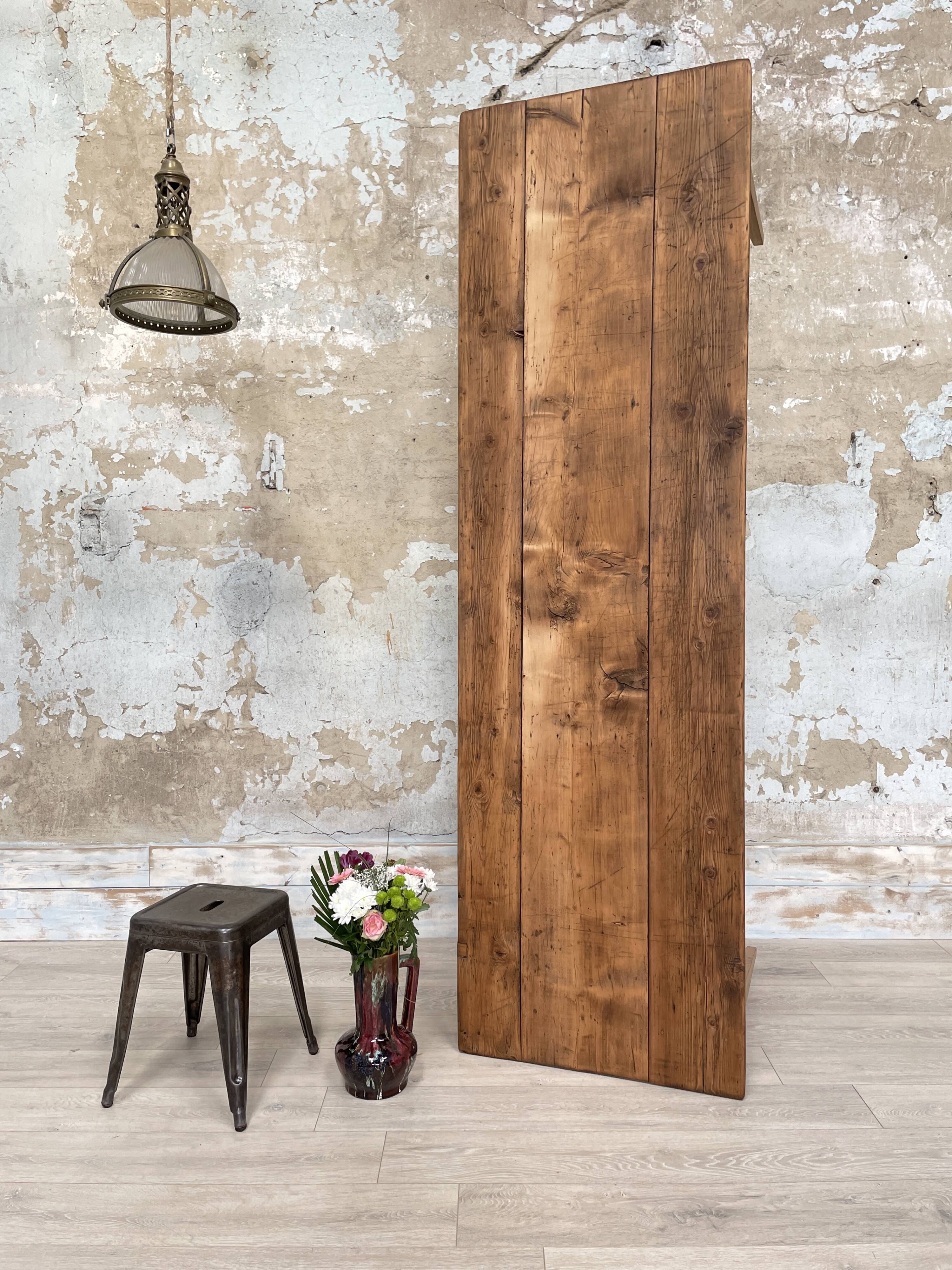 Table de ferme vintage en bois brut