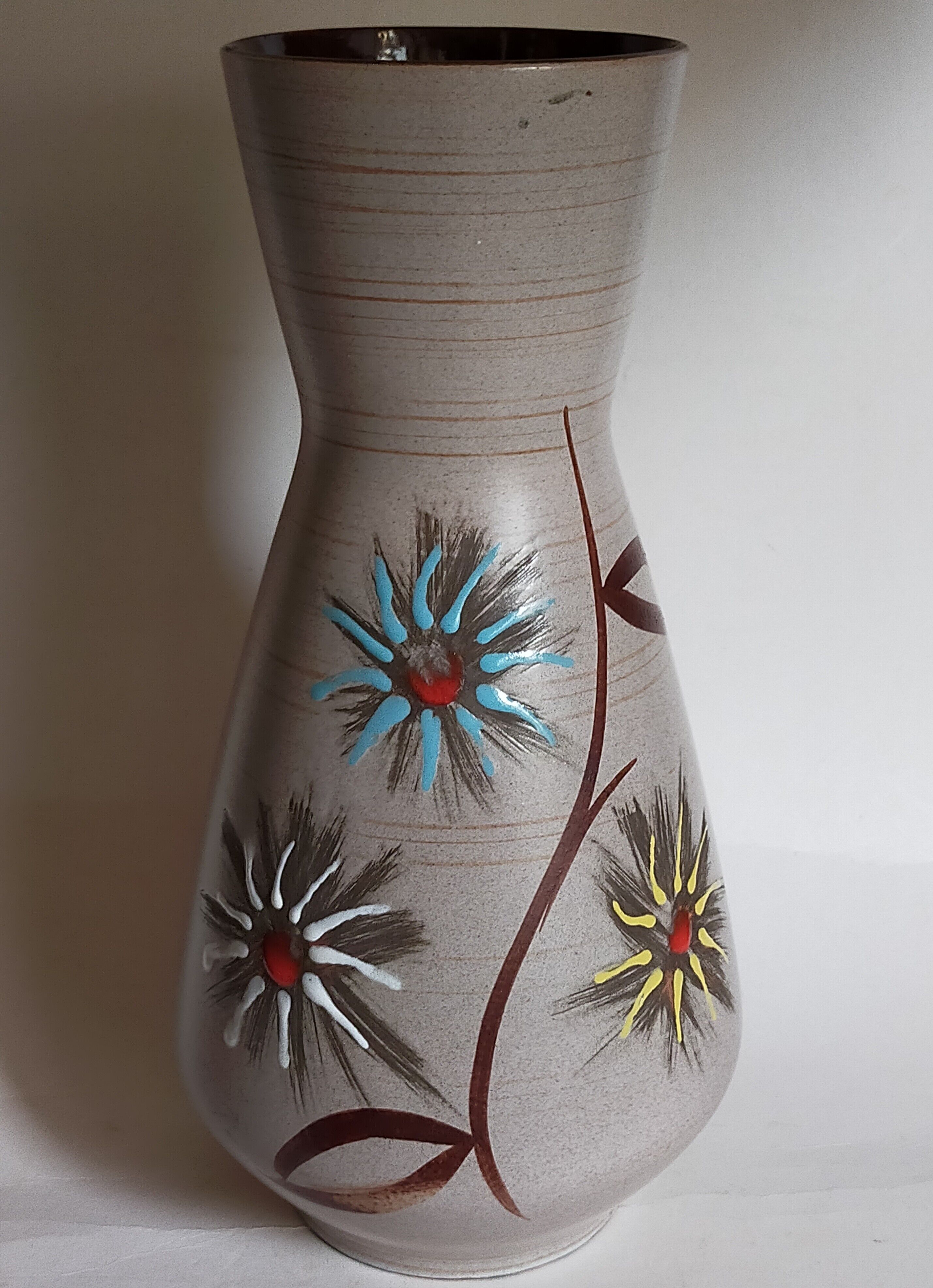 German ceramic vase West-Germany with three flowers n°1218