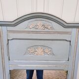 Pediment mirror