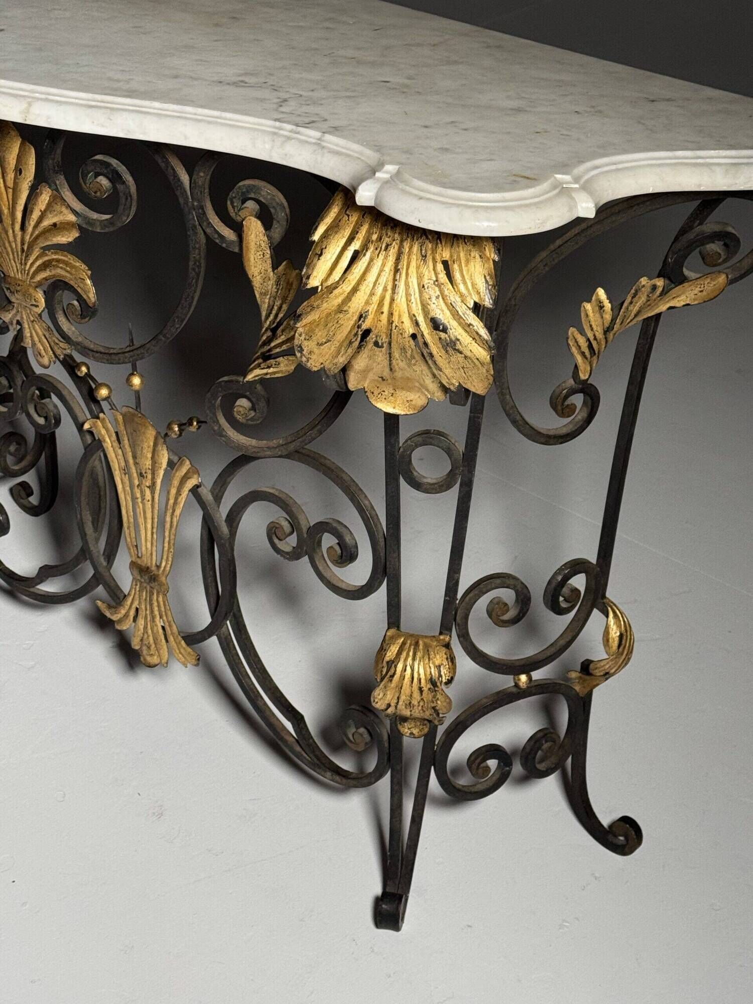 Table console en fer forgé avec marbre, années 1950