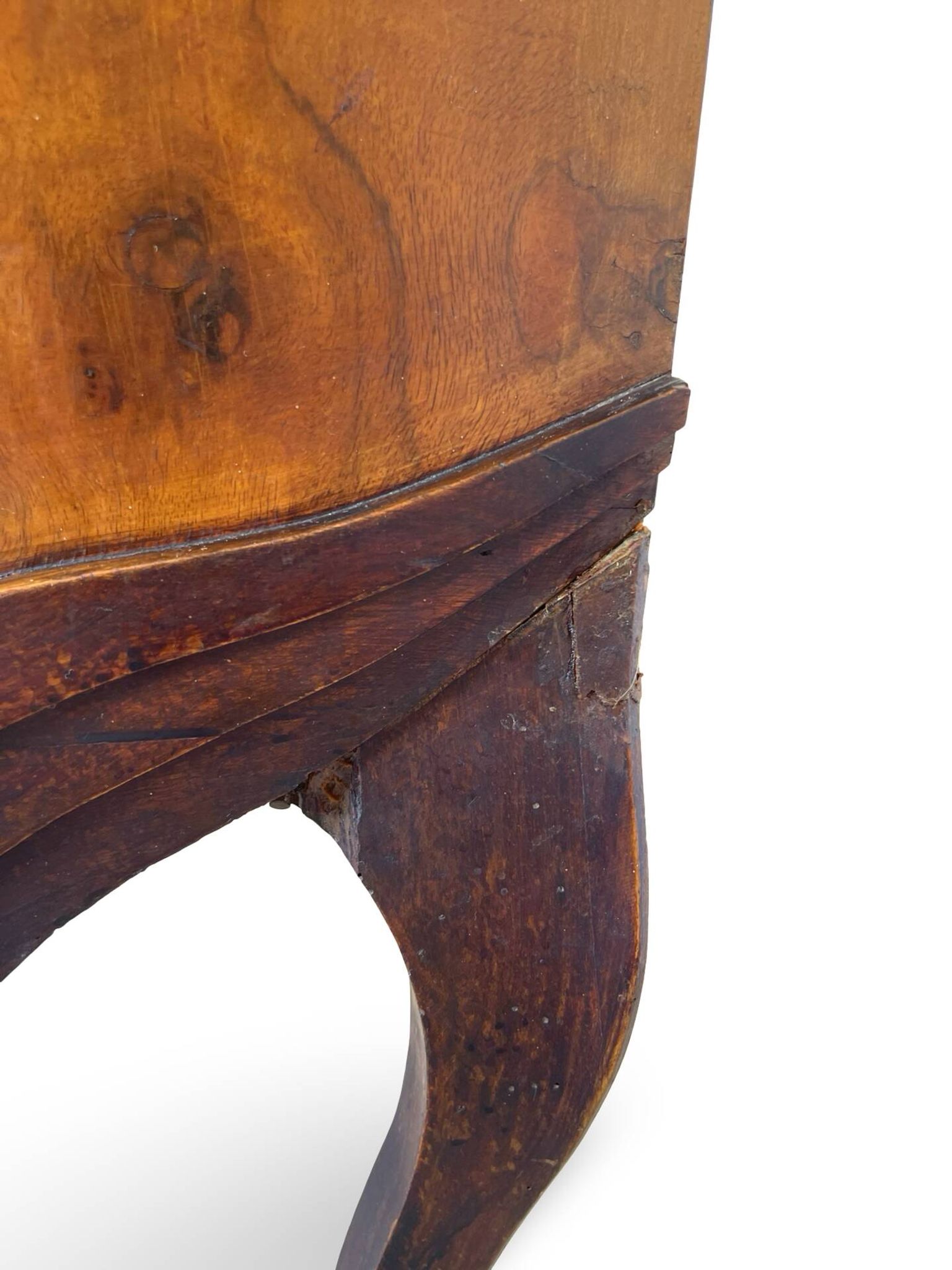 Buffet en noyer burr italien, années 1930.