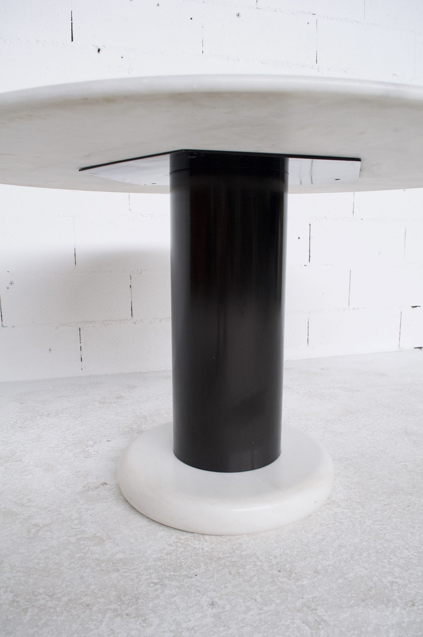 Table Loto Rosso par Ettore Sottsass, Poltronova éditeur, années 60'