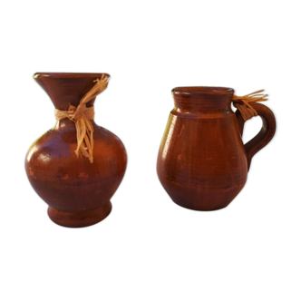 Set of two pots