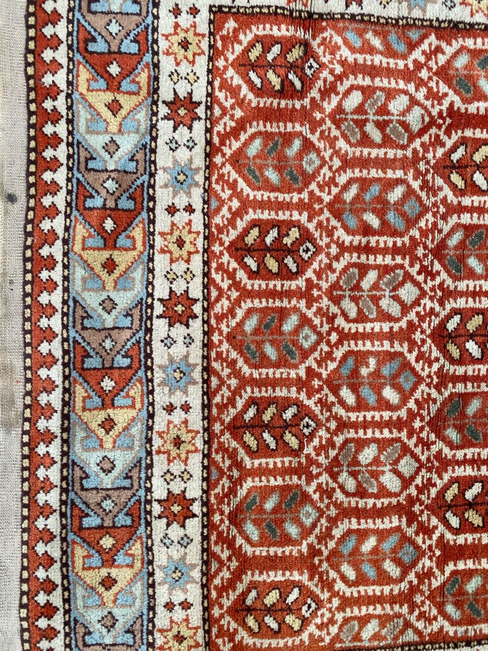 Tapis turc Anatolie 112x145 cm