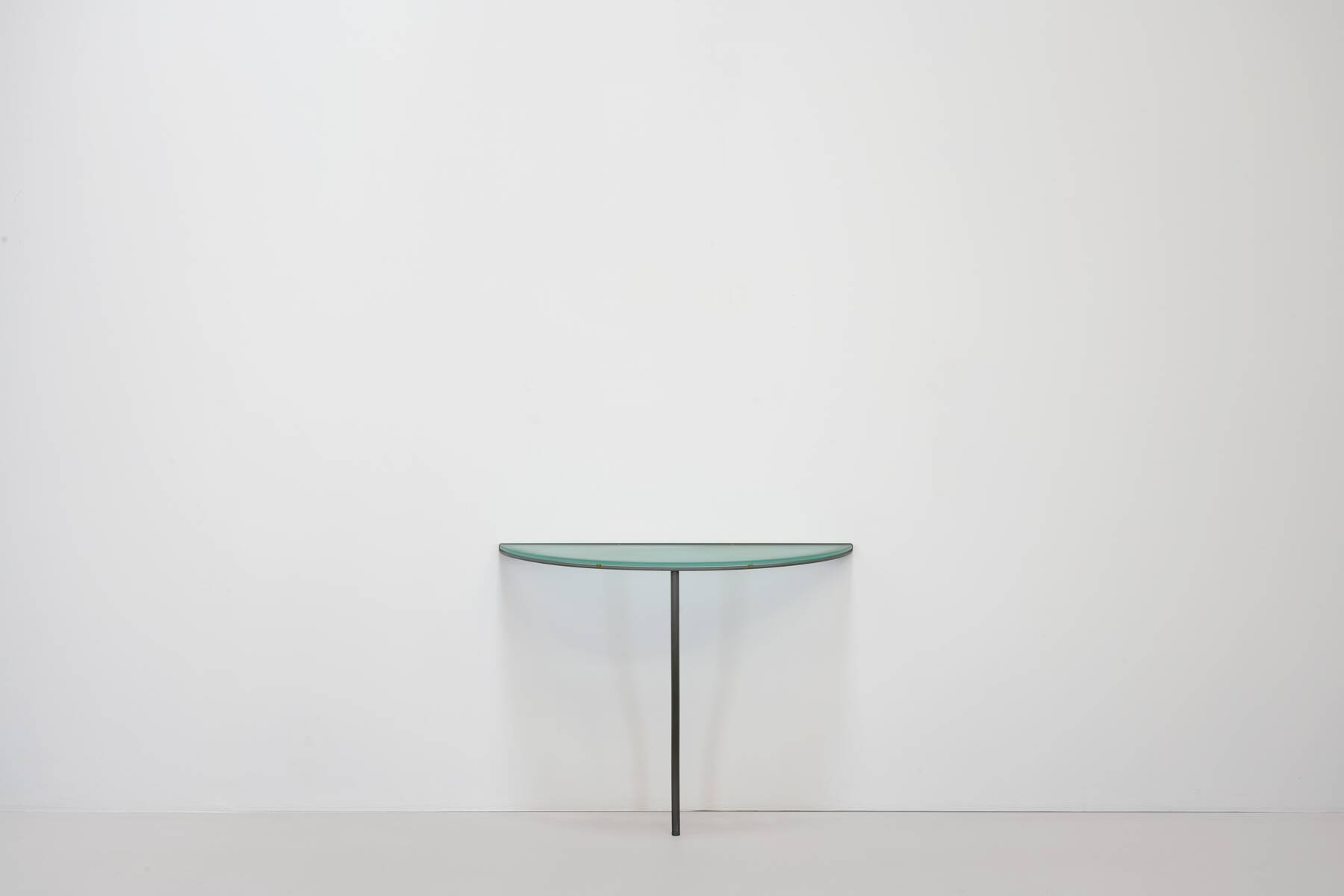Jasper Morrison console One Legged Table editions Cappellini 1989