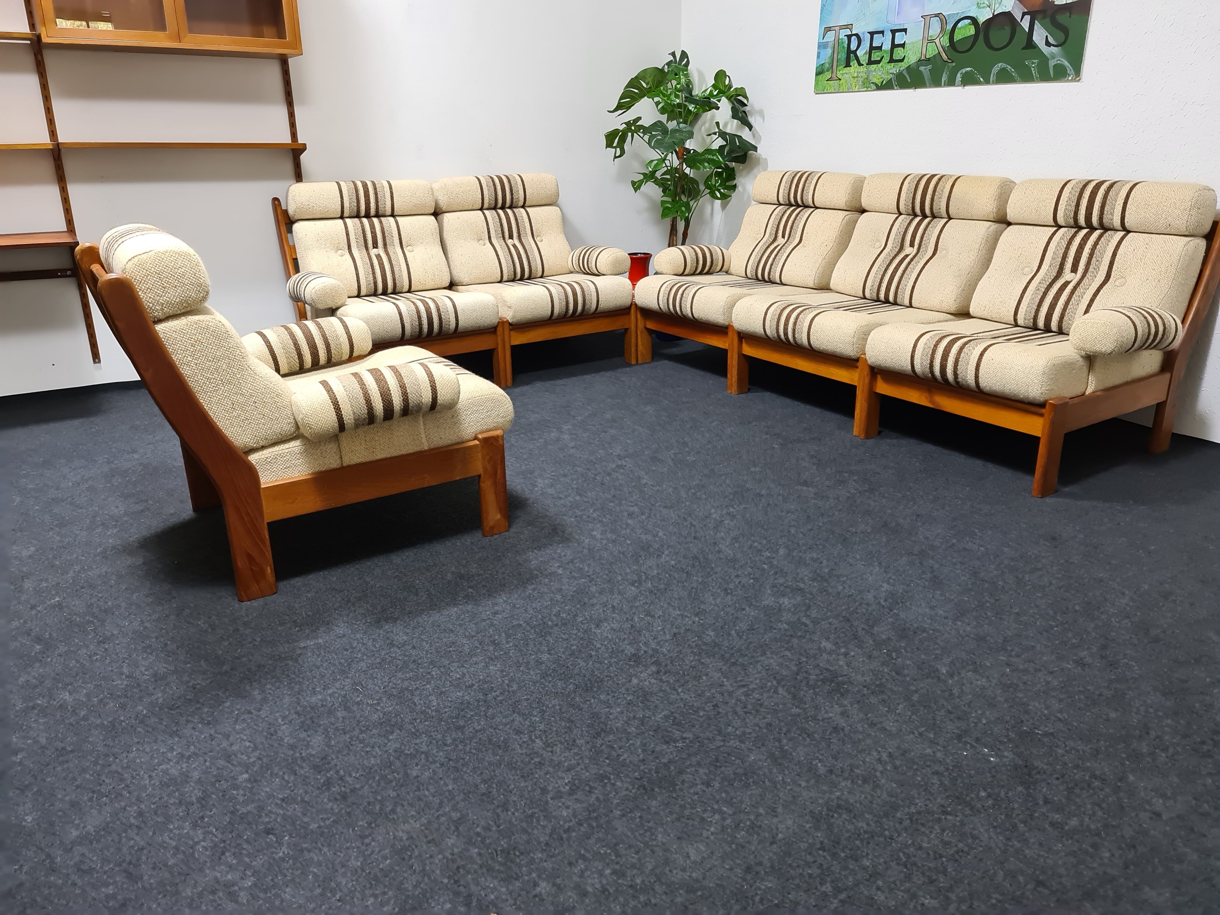 Set de salon vintage des années 70 en teck 6 pièces