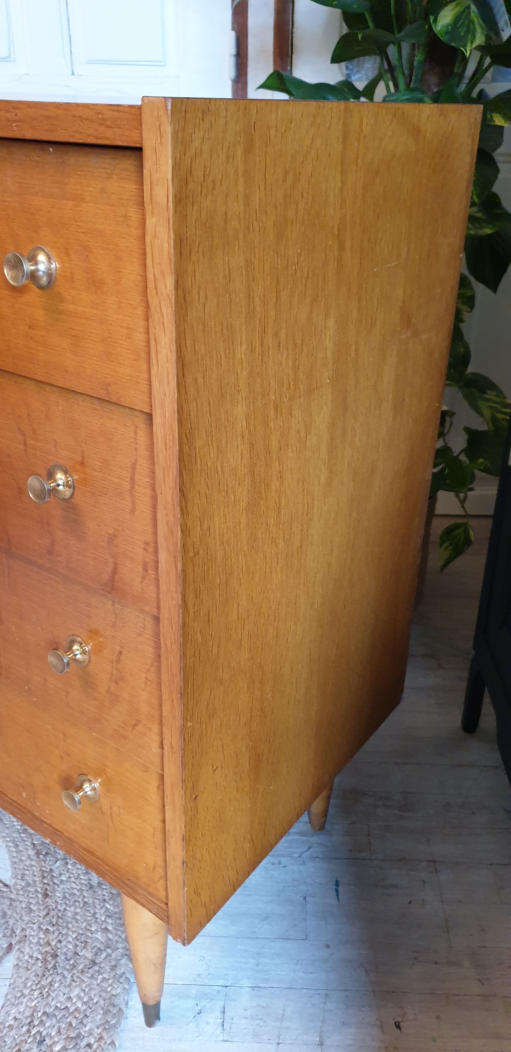 Vintage chest of drawers