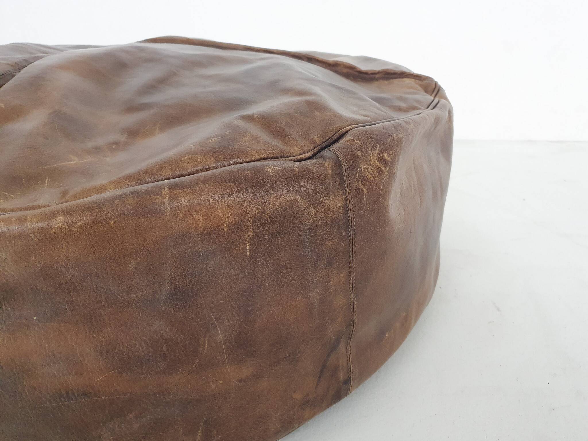 Large vintage round leather ottoman, The Netherlands