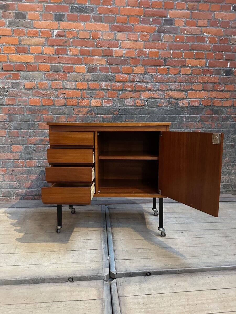 Meuble d’appoint années 60