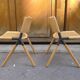 Paire de chaises scandinaves avec croisillon métal
