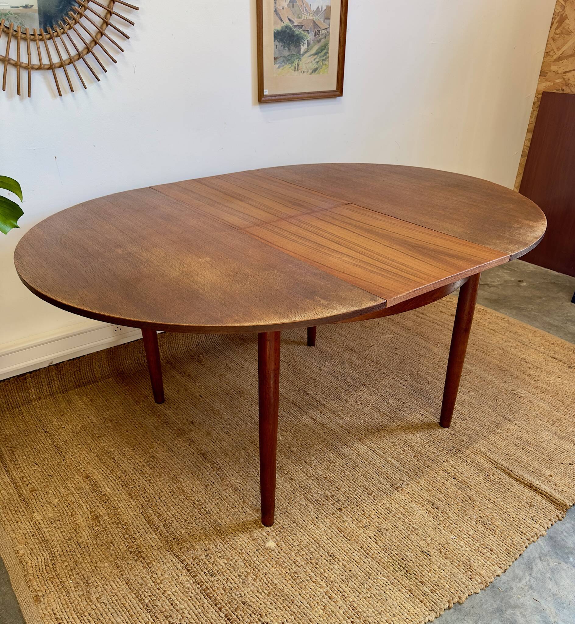 Table scandinave extensible en teck – années 60