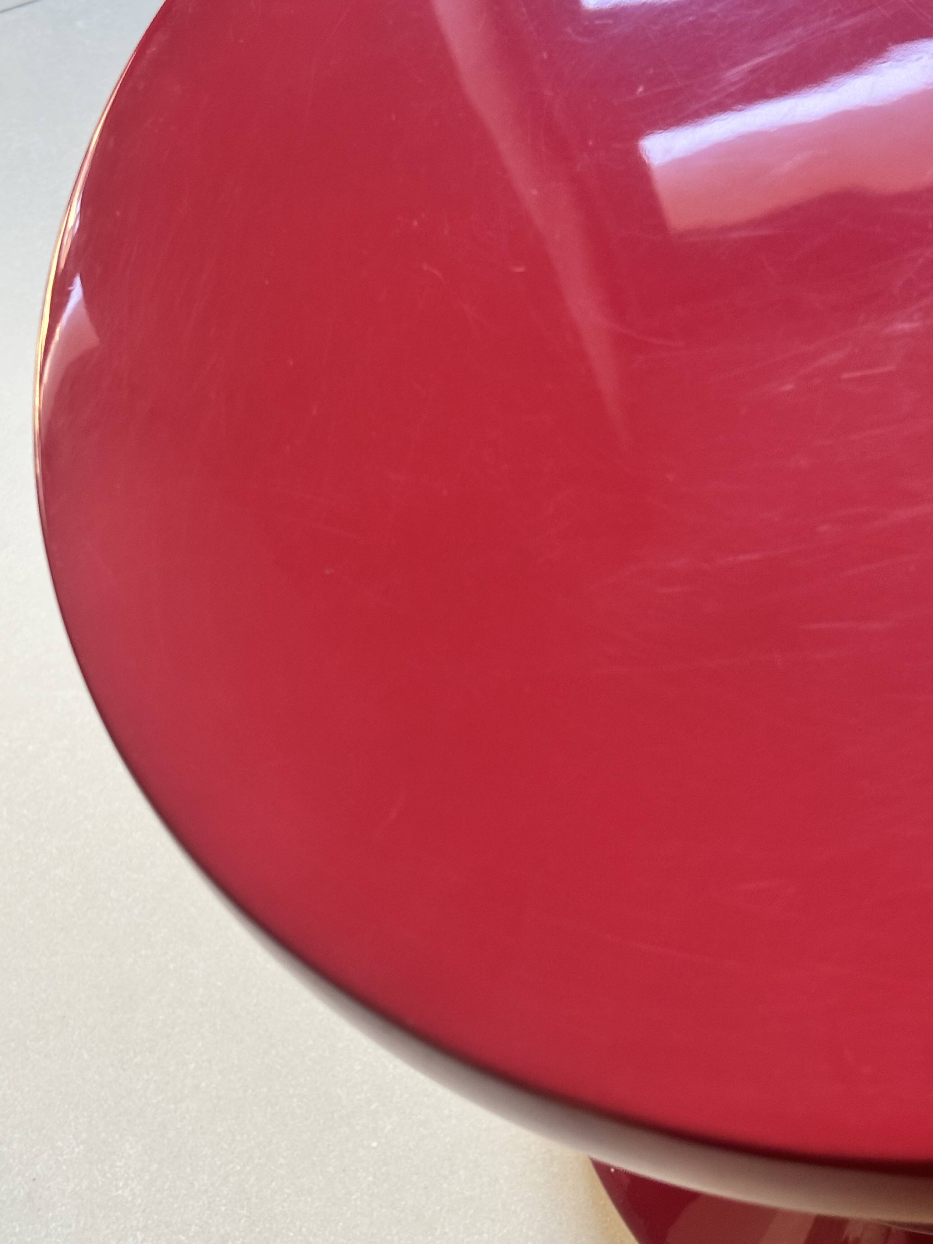 ZigZag Red Bordeaux Stool POlS POTTEN