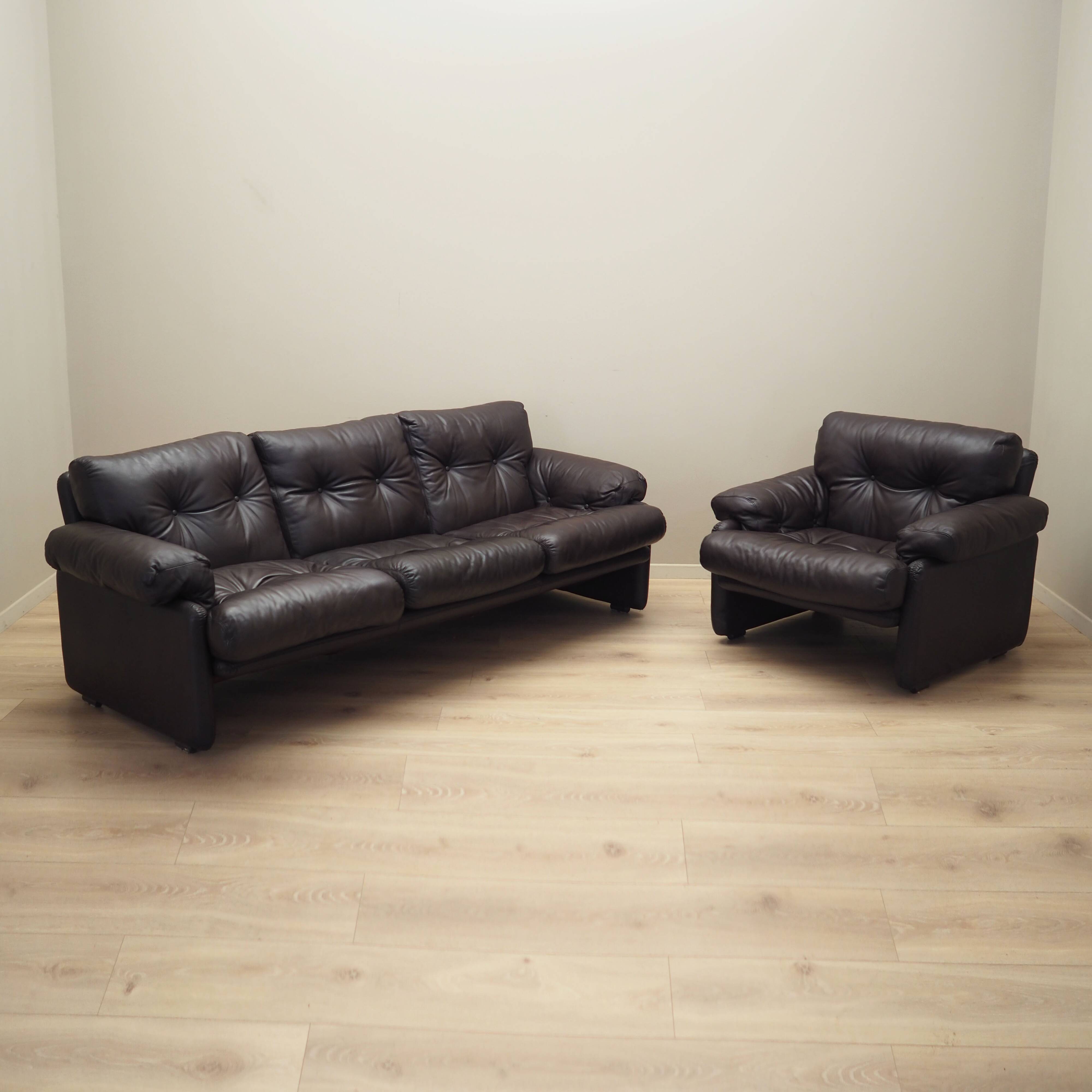Ensemble de salon en cuir, design italien, années 1960, fabricant : B&B Italia, d