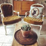 2 fauteuils cabriolet Louis XV jaune moutarde