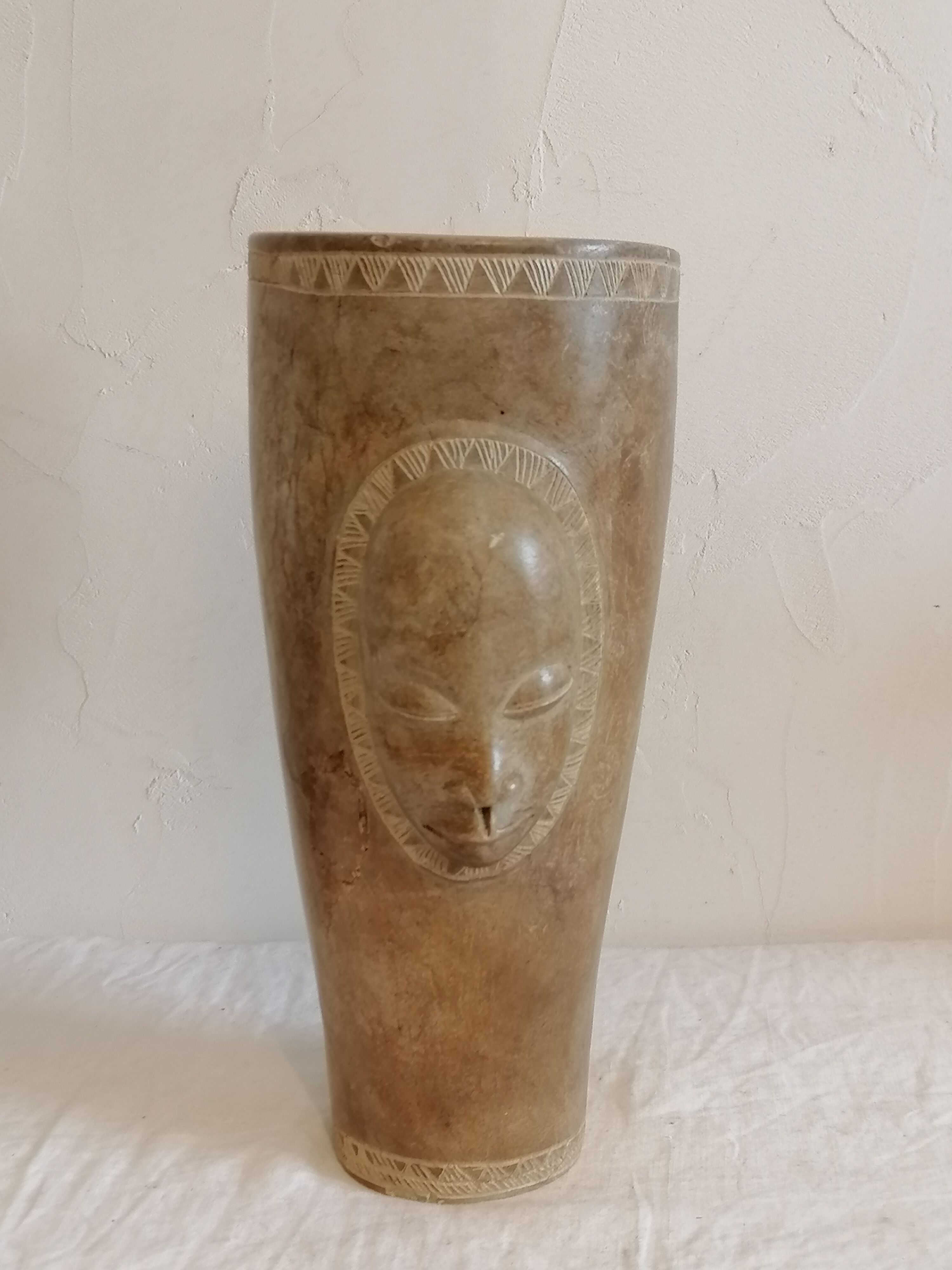 Stone vase of Mbigou