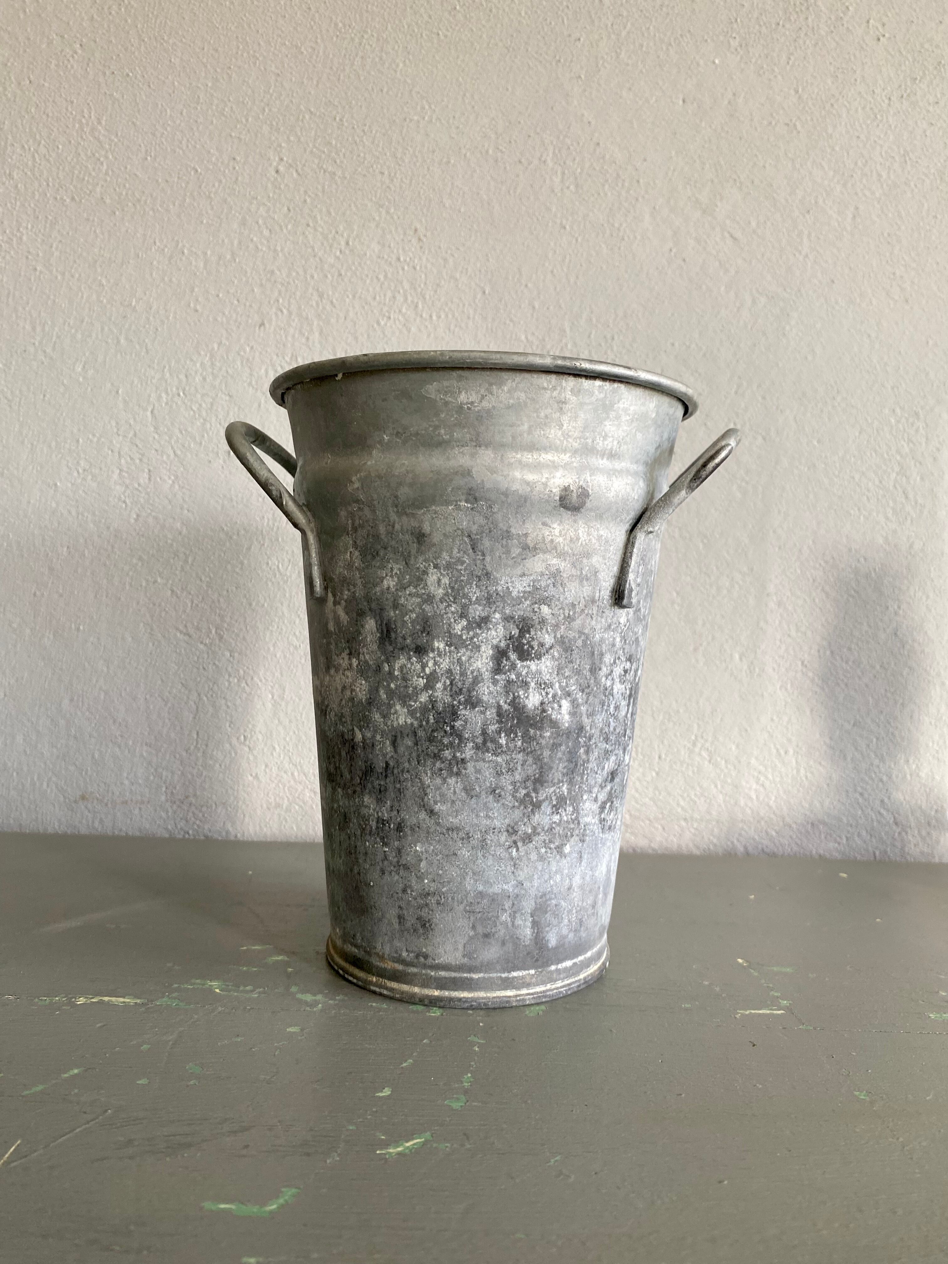 Florist's vase, zinc thick, 20 cm
