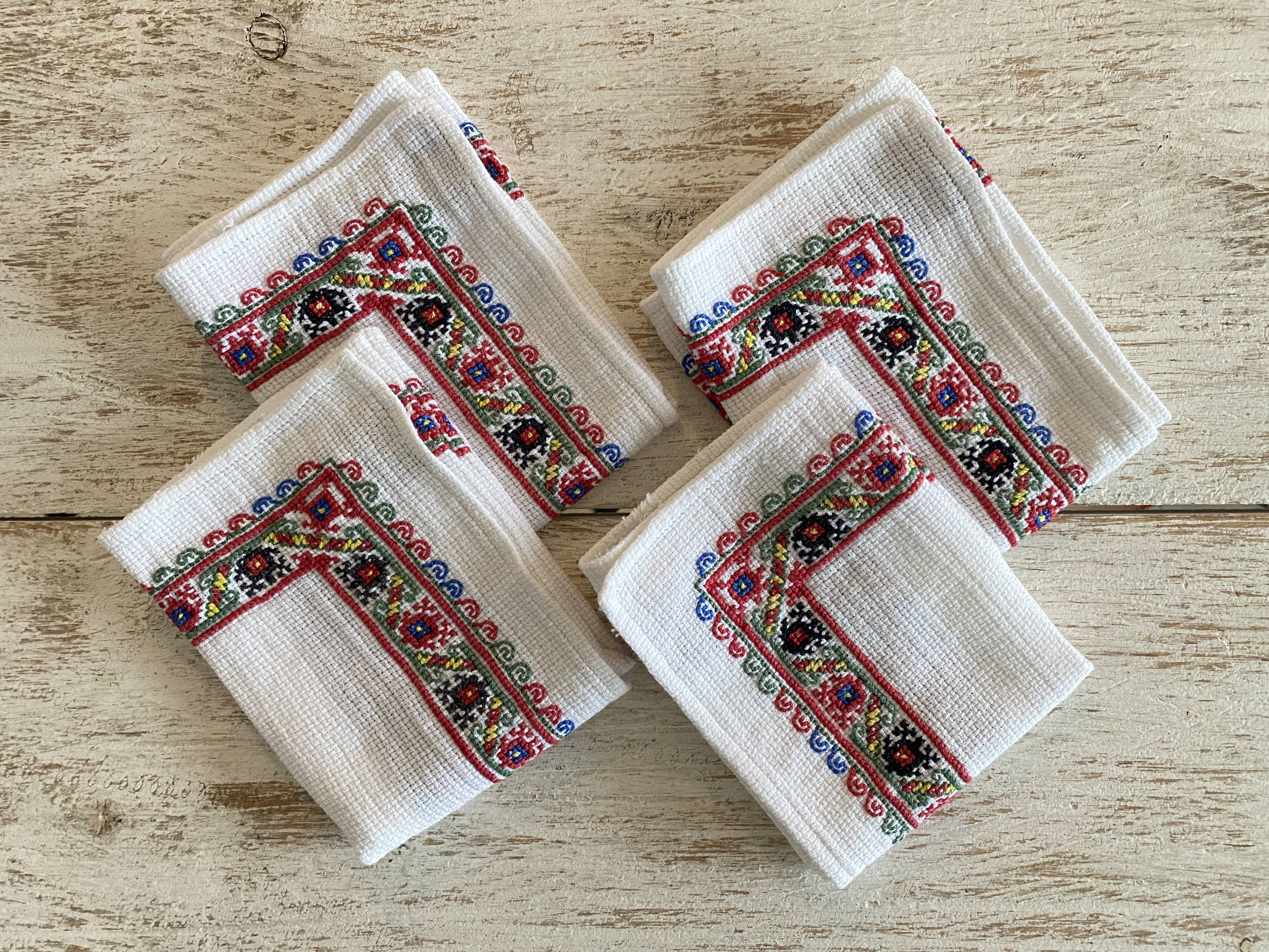 Set of 4 embroidered cross-stitch aperitif napkins - Cotton - 32x27 cm