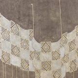 Painted canvas depicting an elegant, contemporary work