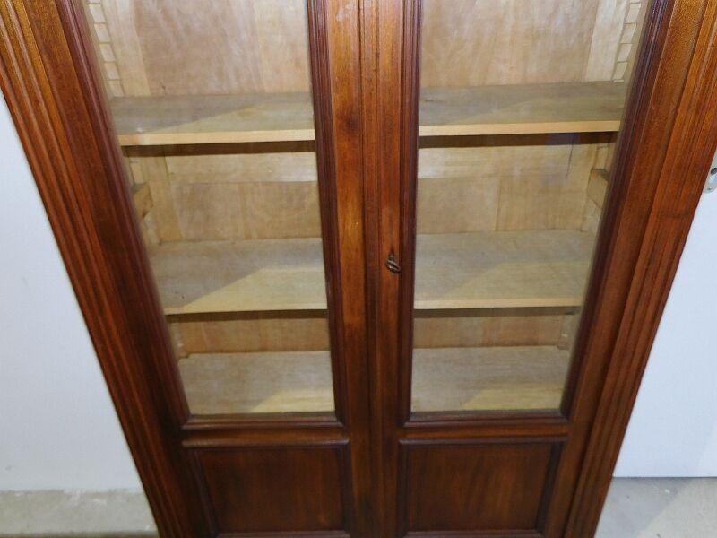 Library 2 walnut doors of the nineteenth century