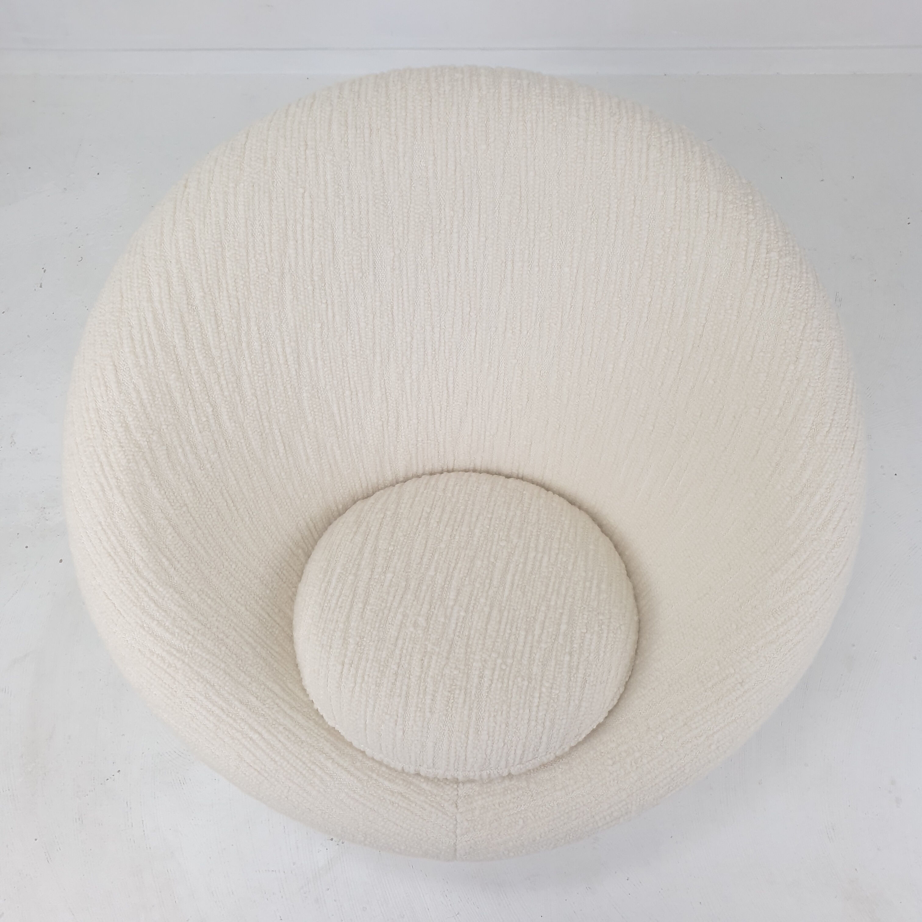 Set of 2 Mushroom armchairs by Pierre Paulin for Artifort