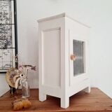 Glass medicine cabinet