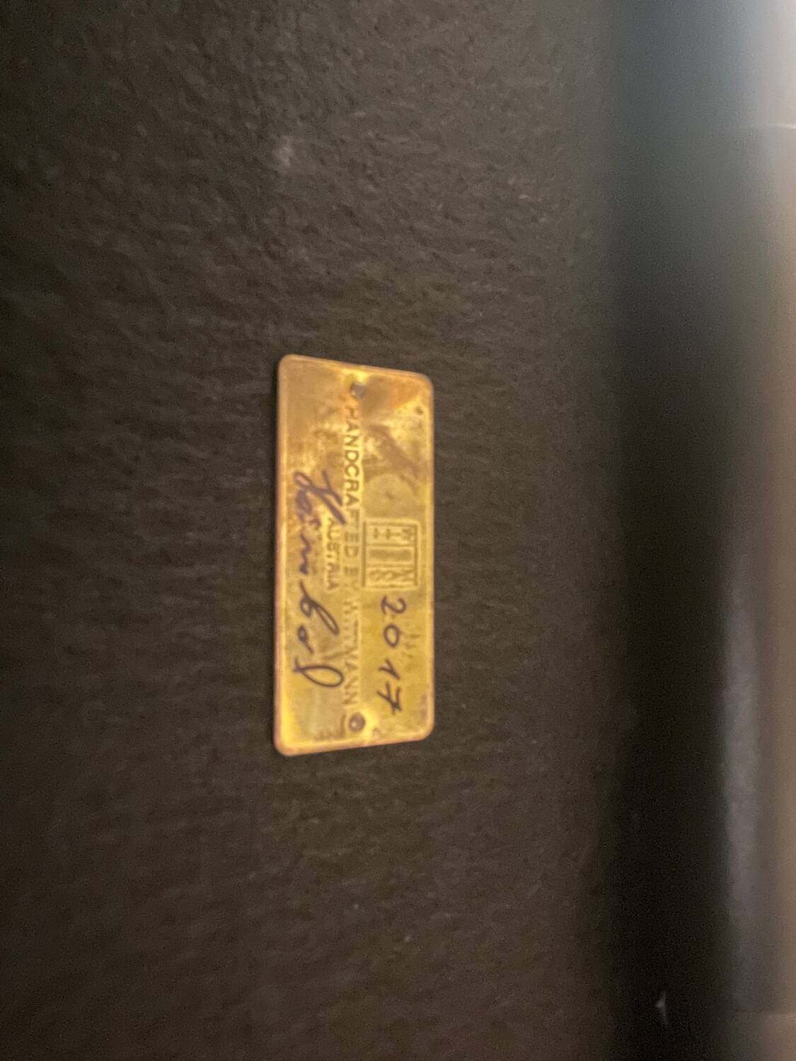 Vuelta 72 armchair + Vuelta 3-seater sofa by Jaime Hayon for the Wittmann brand