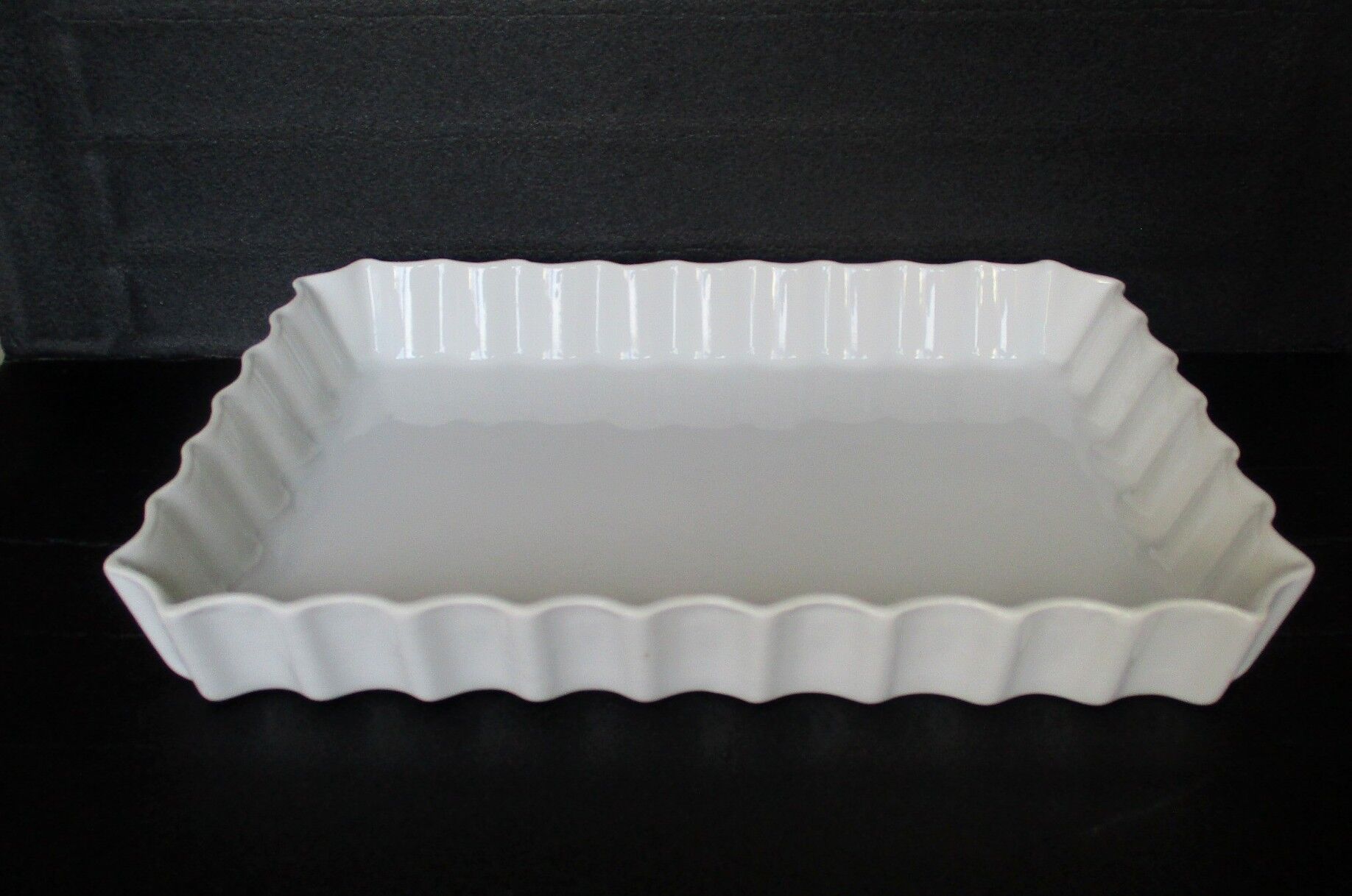 White porcelain dish, rectangular