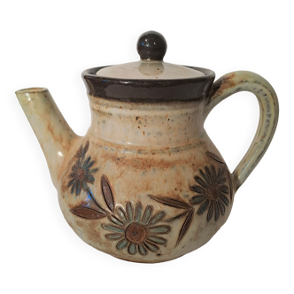 Teapot in Bouffioulx stoneware