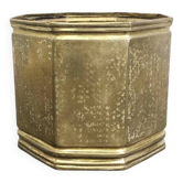 Vase en laiton sur roues