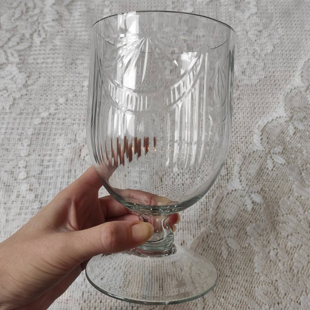 Chiseled crystal vase