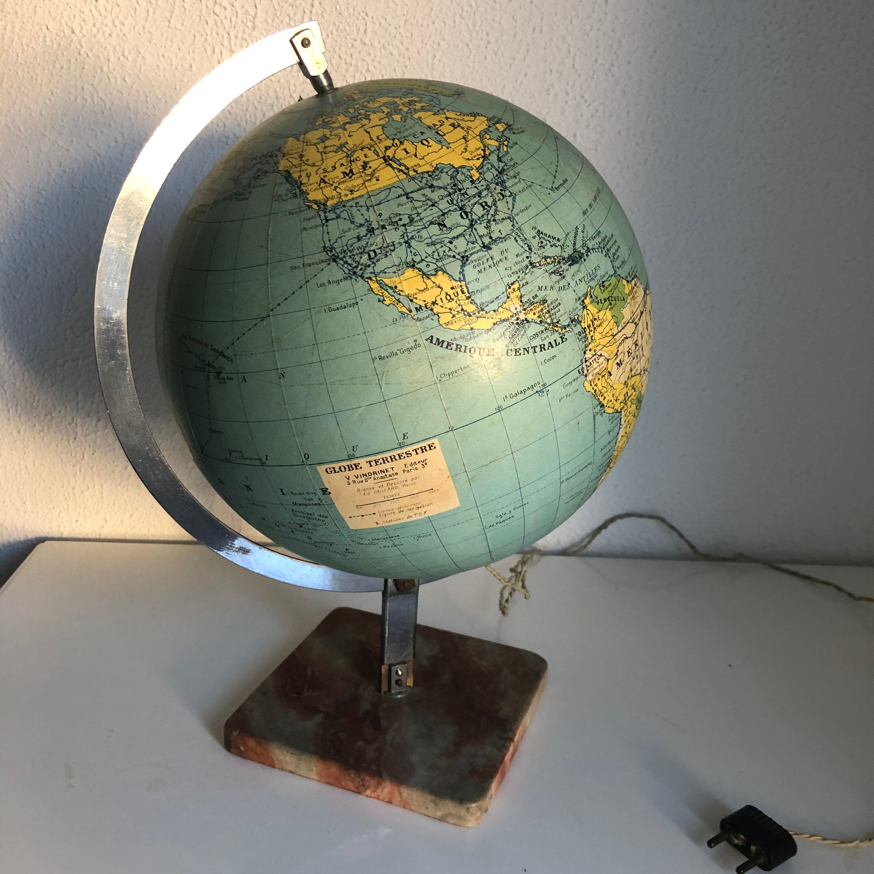 Globe Earth Vindrinet vintage marble glass 1940 - 36 cm