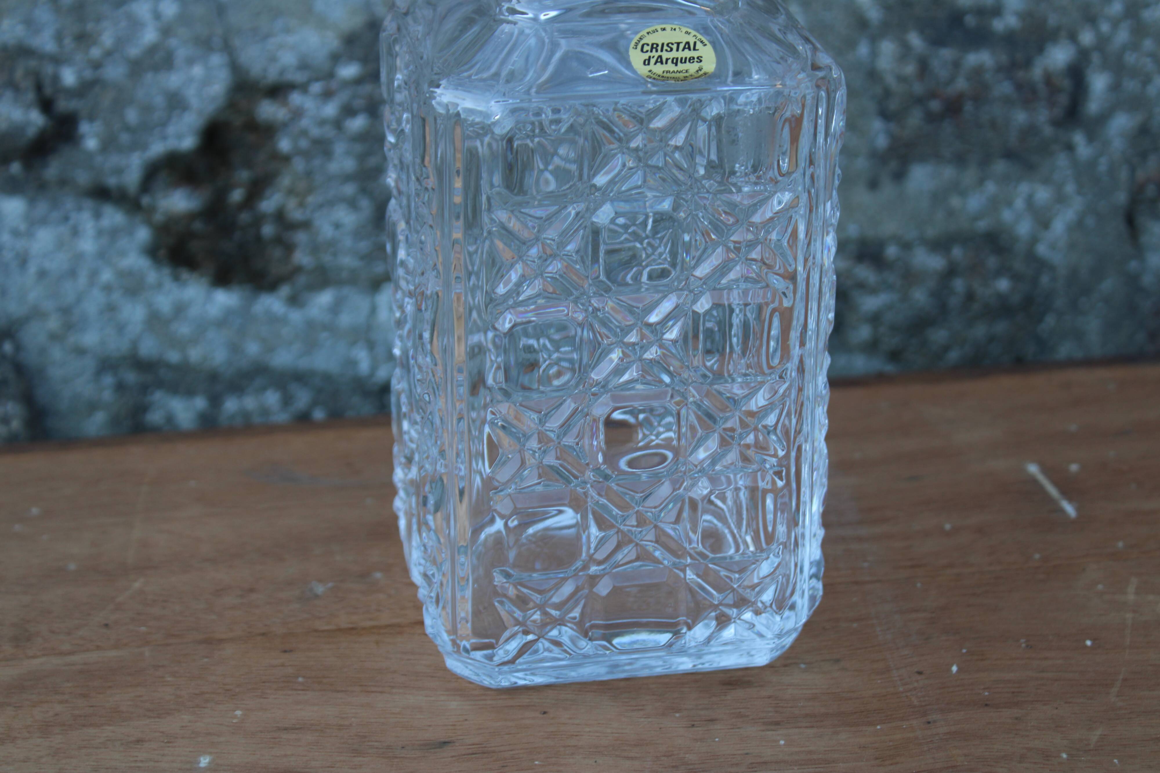 Carafe en Cristal d’Arques – Décanteur verre taillé géométrique