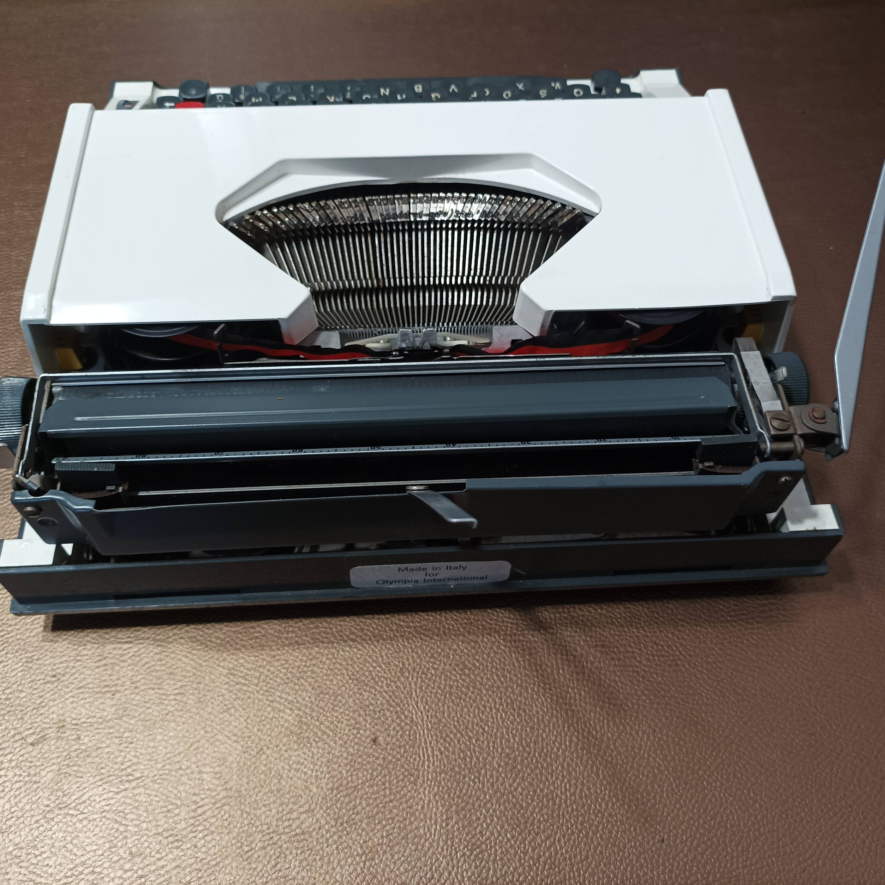 Olympiette special typewriter