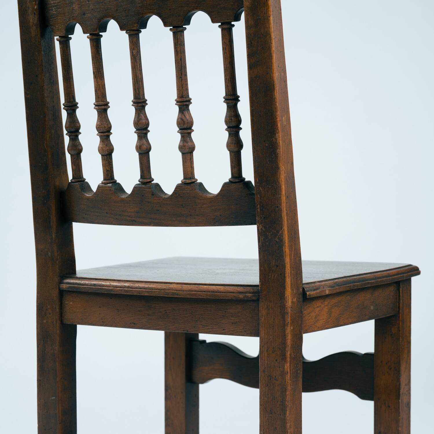 Spanish carved walnut wooden dining chairs, 1970s