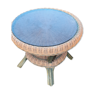 Round rattan bass table