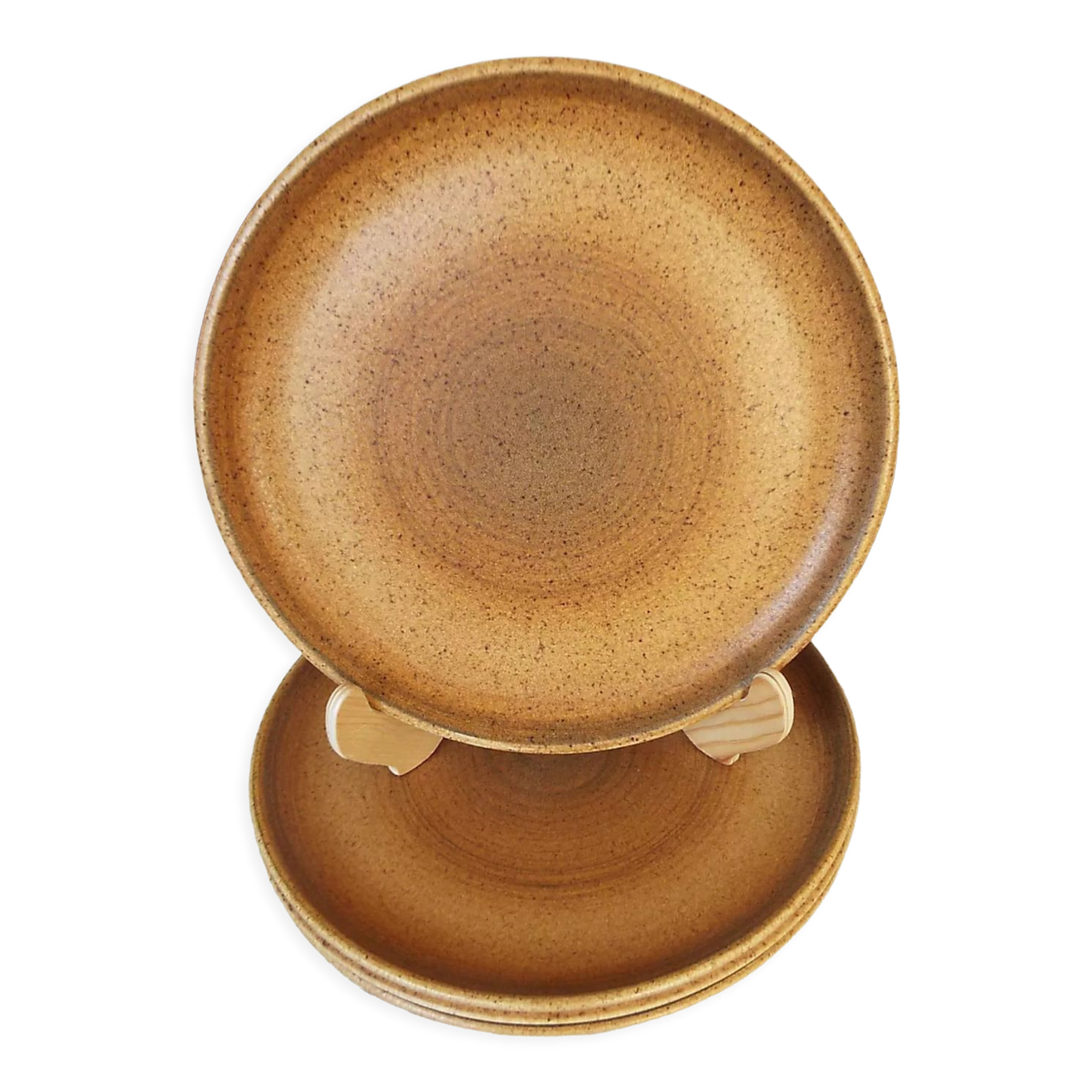 4 flat plates in Longchamp stoneware
