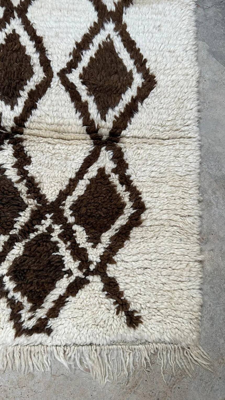 Moroccan Berber runner rug pure wool 250cmx150cm
