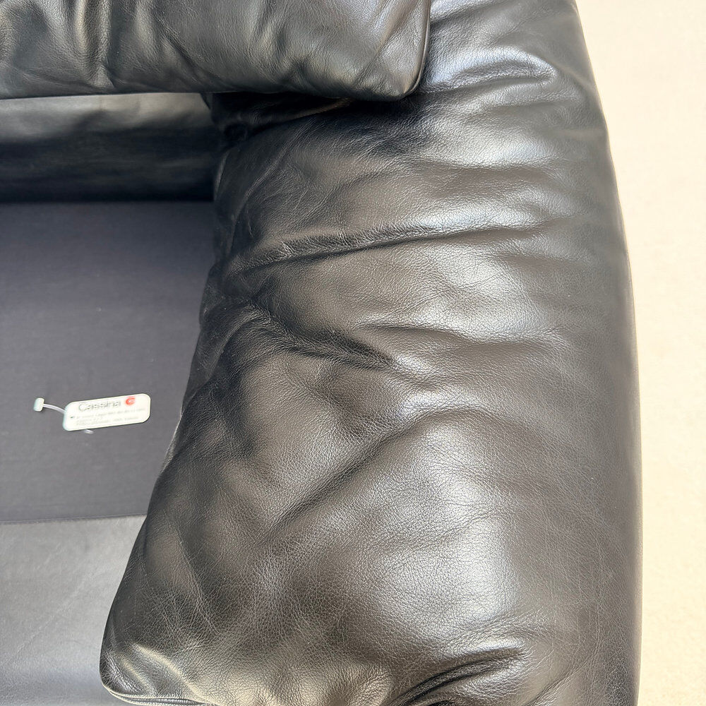 First edition Maralunga set, Vico Magistretti, Cassina, Italy, 1970s.