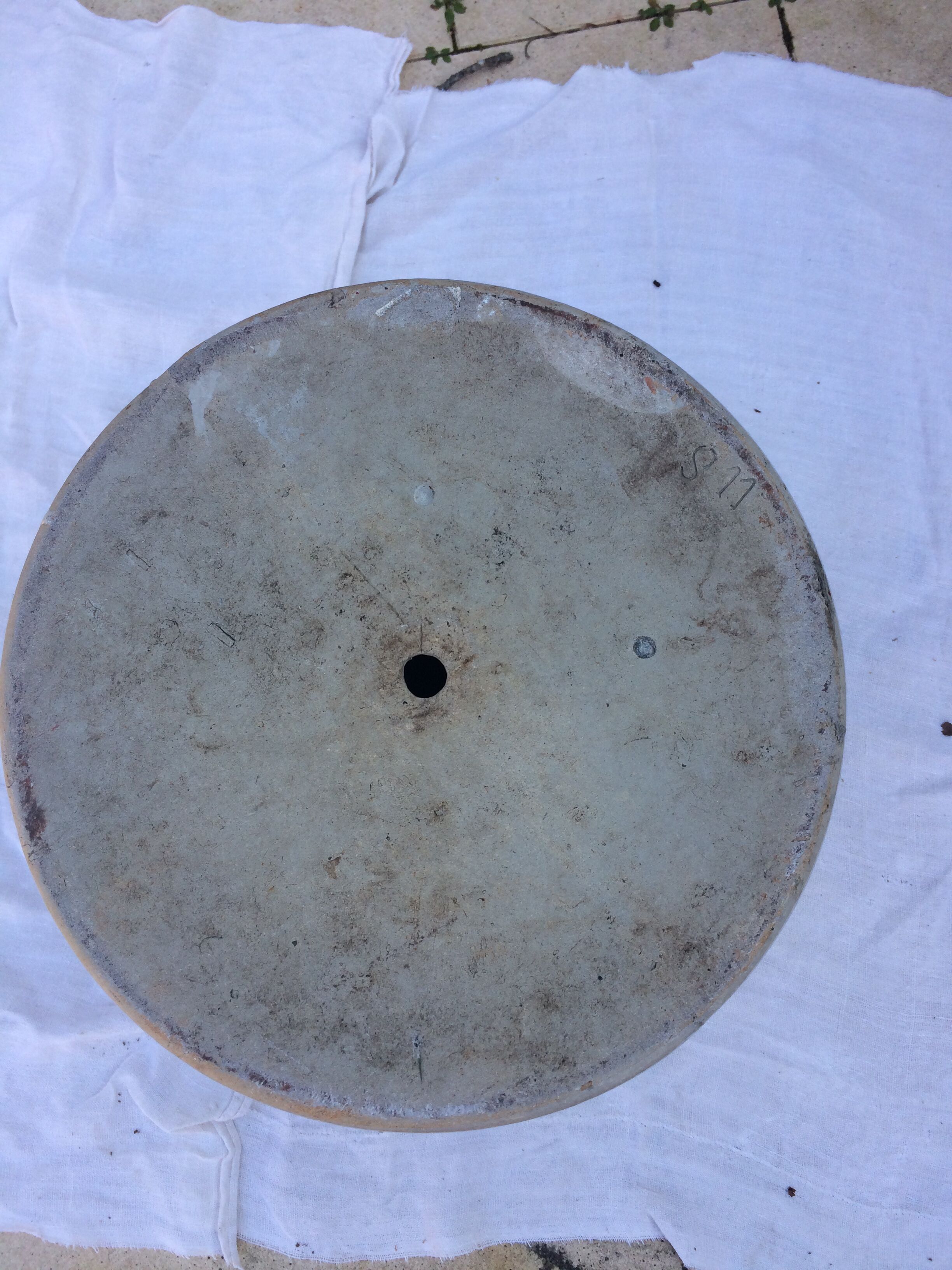 Large beige glazed stoneware pot, two ears.